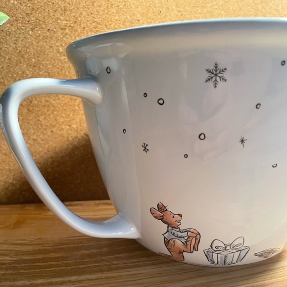 NWOT Disney Winnie the Pooh Holiday Ceramic Mixing Bowl - Picture 10 of 12